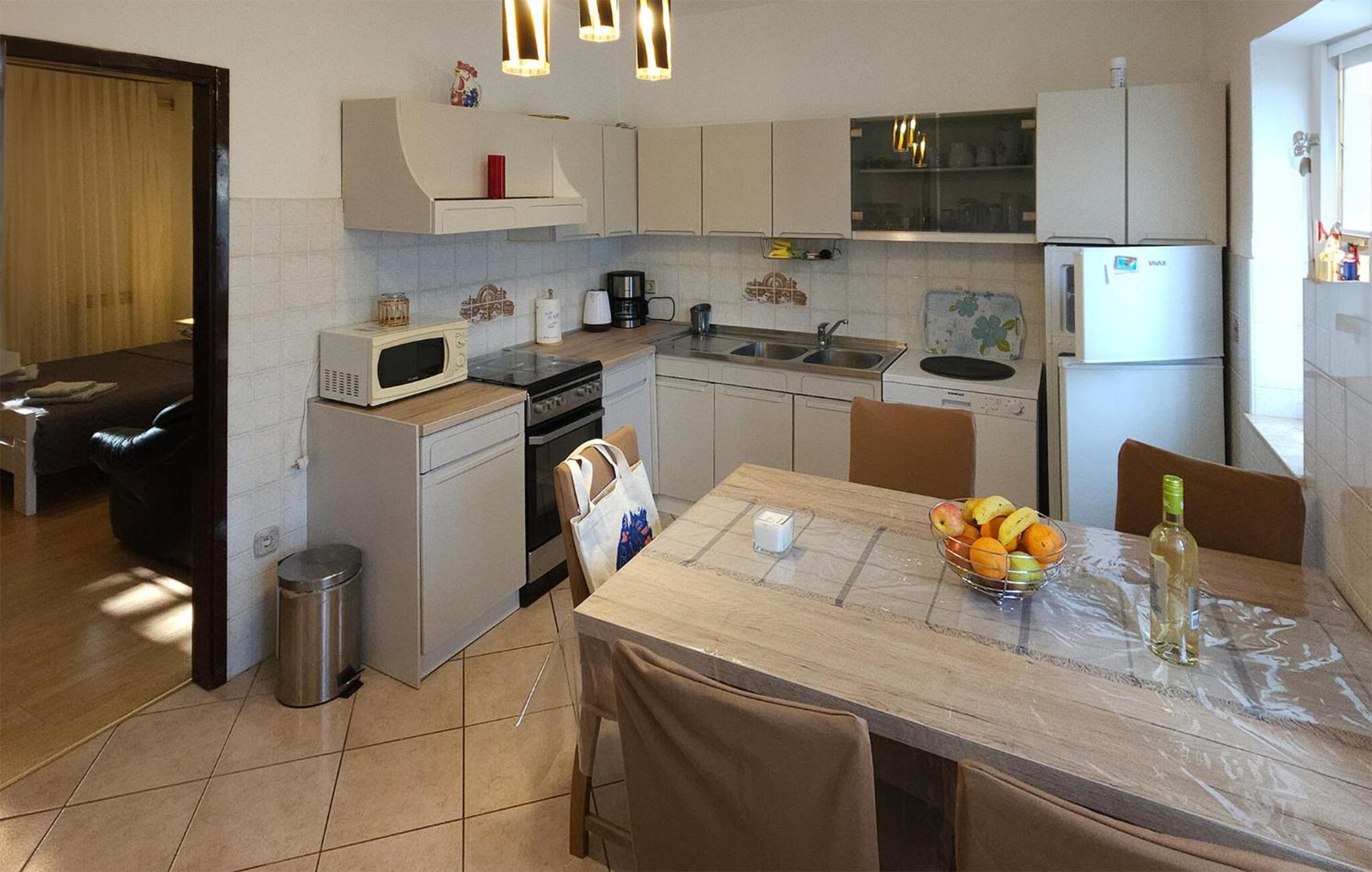 Beautiful Apartment In Porec With Wifi エクステリア 写真