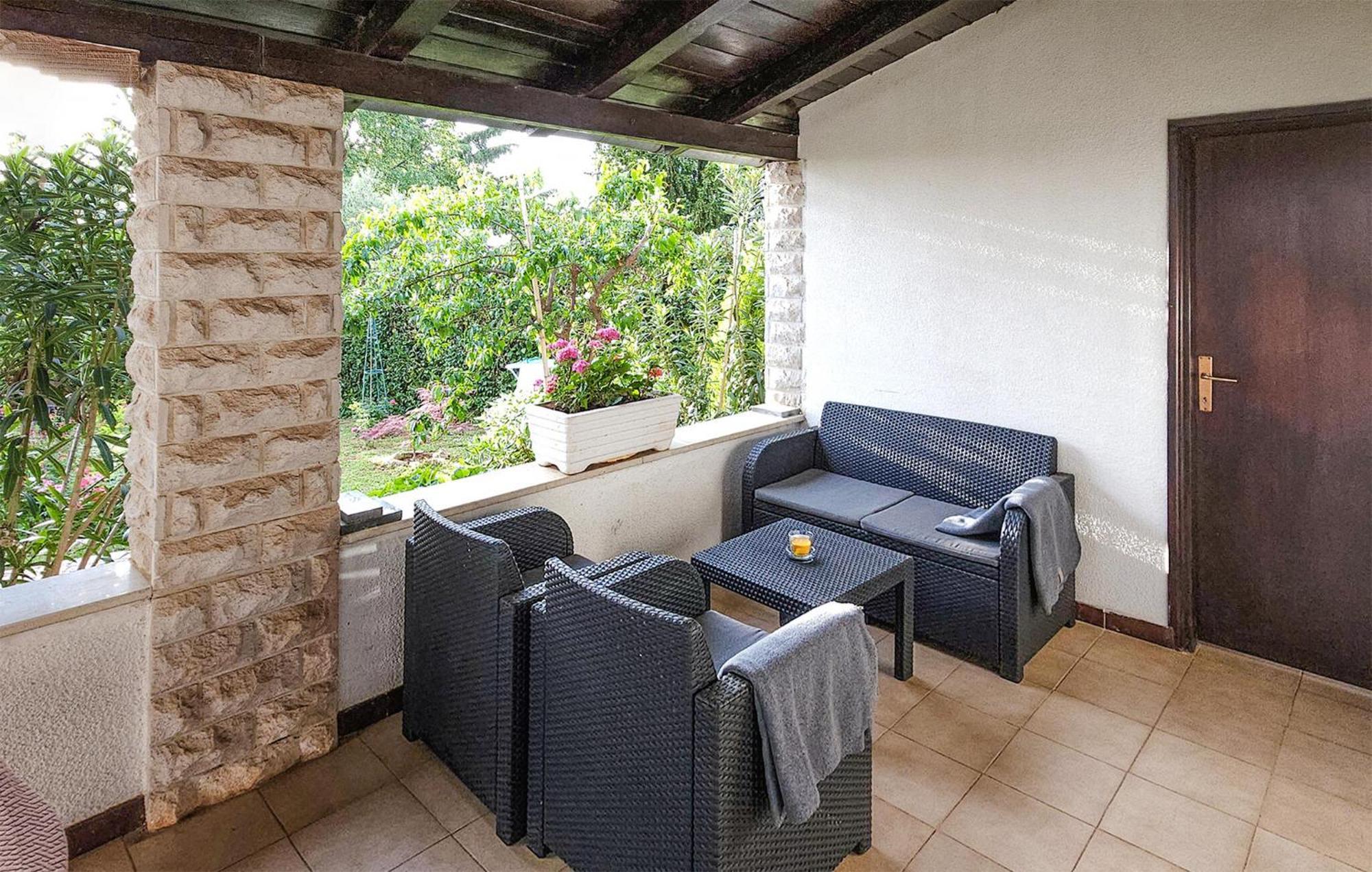 Beautiful Apartment In Porec With Wifi エクステリア 写真