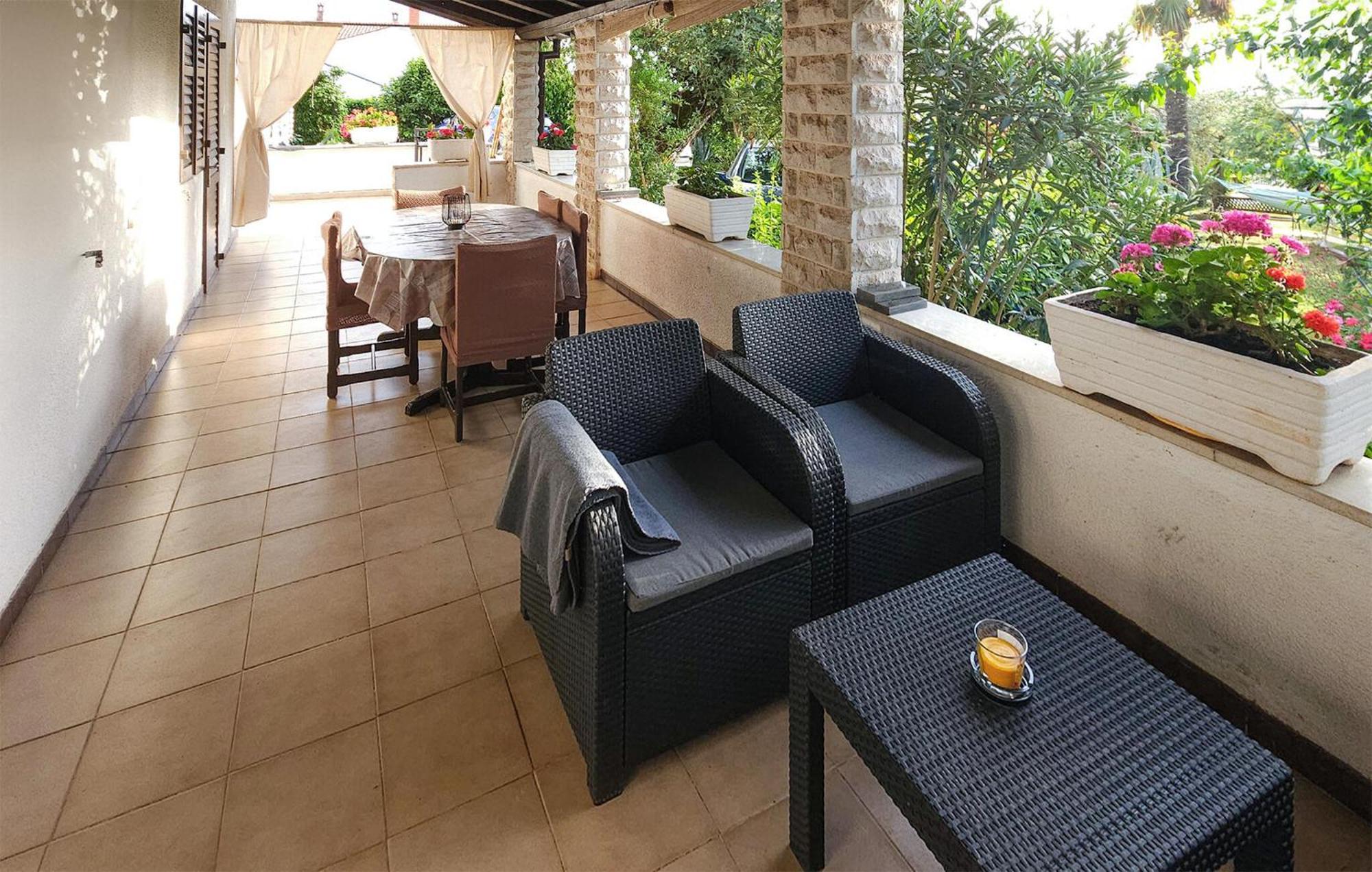 Beautiful Apartment In Porec With Wifi エクステリア 写真